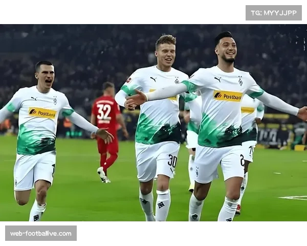 门兴二次进攻少肋部接应慢，禁区内决策滞后问题明显